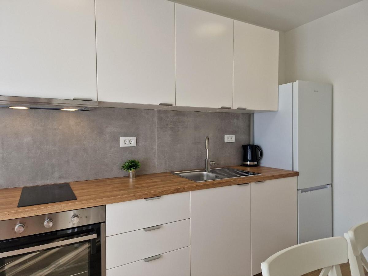 Apartments Miamare Primosten Exterior photo
